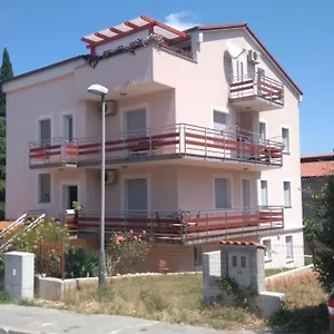 Apartman Gracijela
